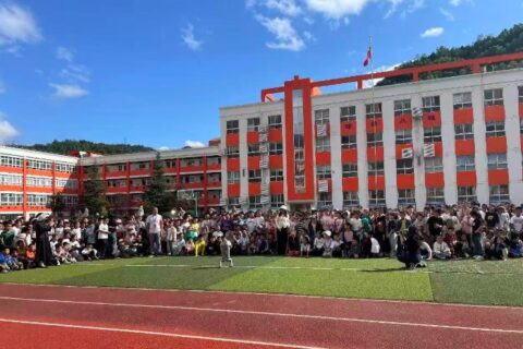 漢中“云課堂”走進中小學 助力城鄉教育均衡發展